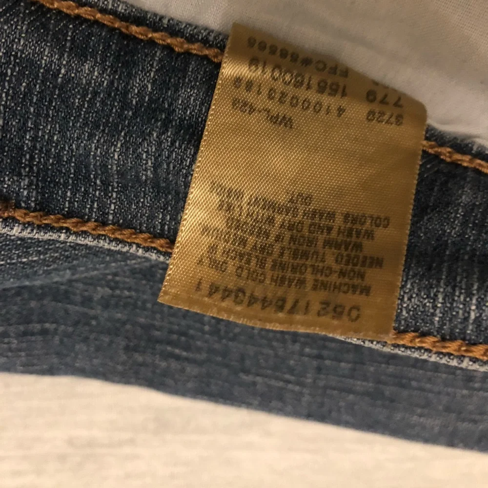 Vintage 515 Levi size 8 (short)